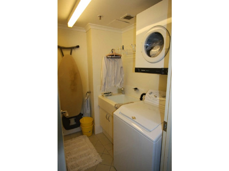 21/35 Howard Street, Brisbane QLD 4000