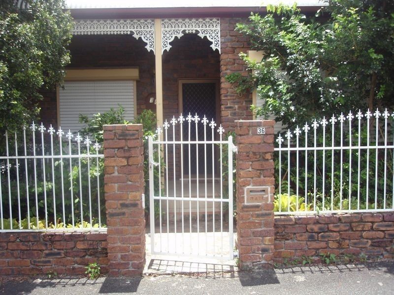 36 Rosa Street, Spring Hill QLD 4000