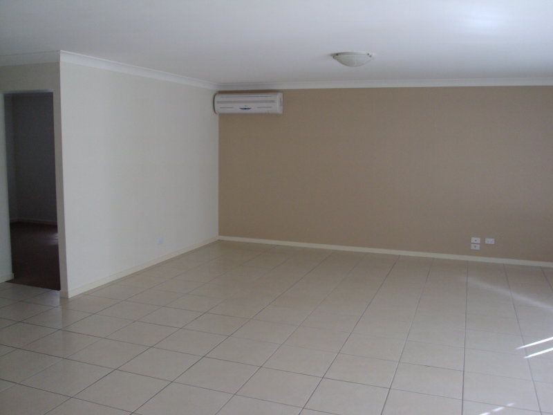 5 Ayesha Place, Calamvale QLD 4116