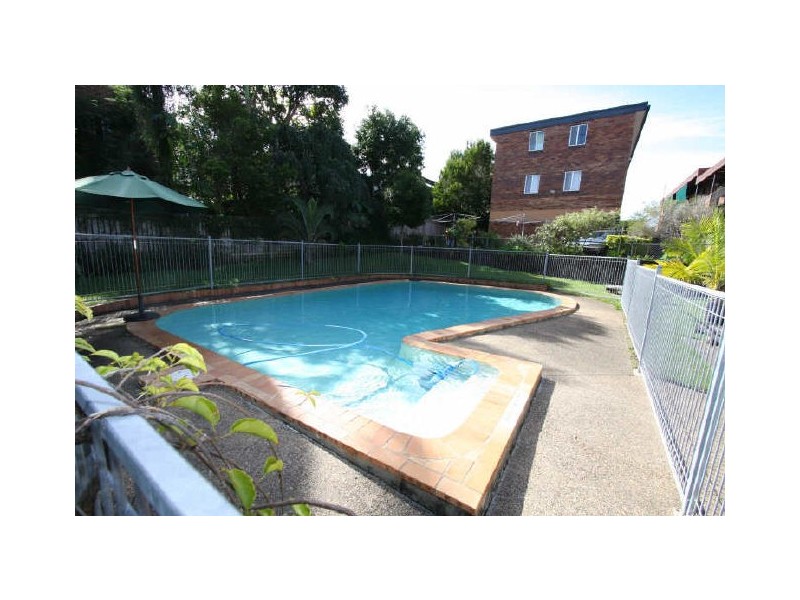 12/12 Baradine Street, Newmarket QLD 4051