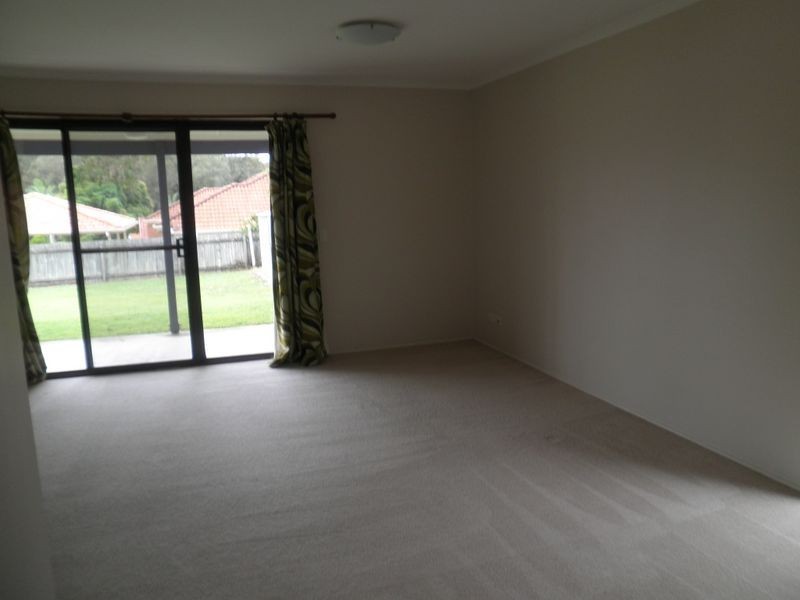 24 Colvillea Street, Eight Mile Plains QLD 4113