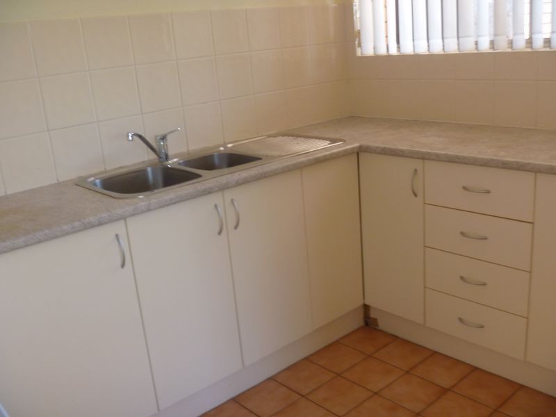 2/20 Ilya Street, Macgregor QLD 4109