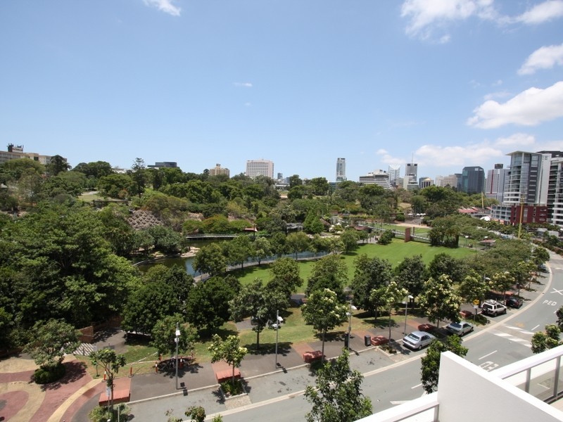 7034/7 Parkland Boulevard, Brisbane QLD 4000
