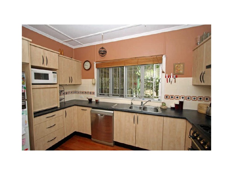 10 Judith Street, Ashgrove QLD 4060