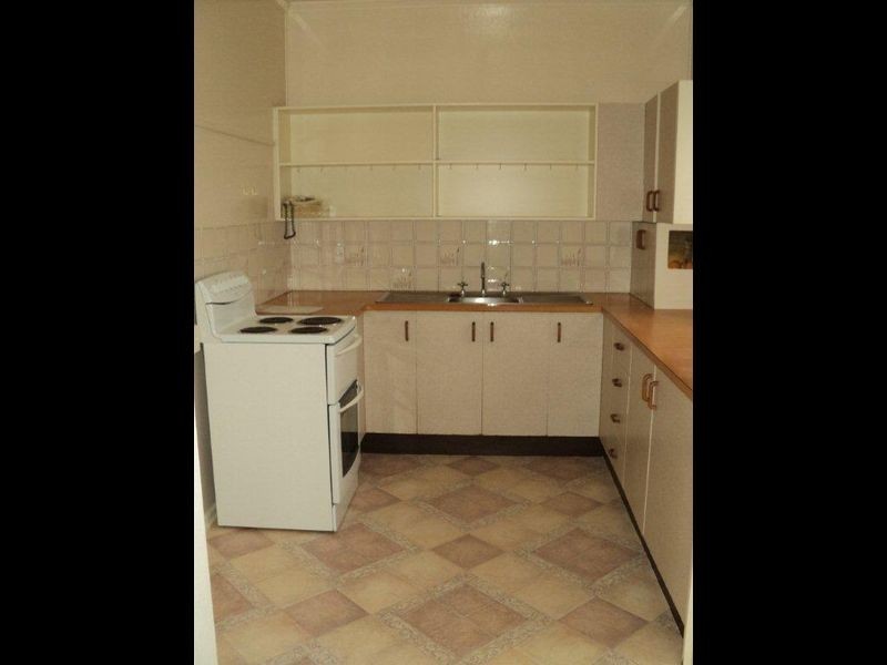 66 Broomfield Street, Taringa QLD 4068