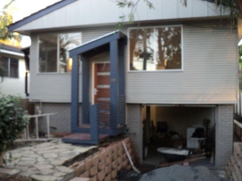 175 Graceville Avenue, Graceville QLD 4075