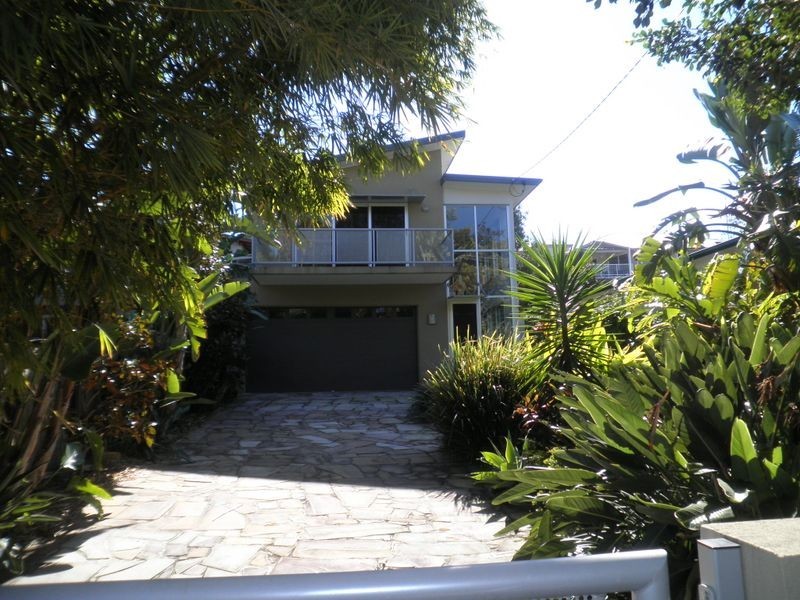 83 Oxford Terrace, Taringa QLD 4068