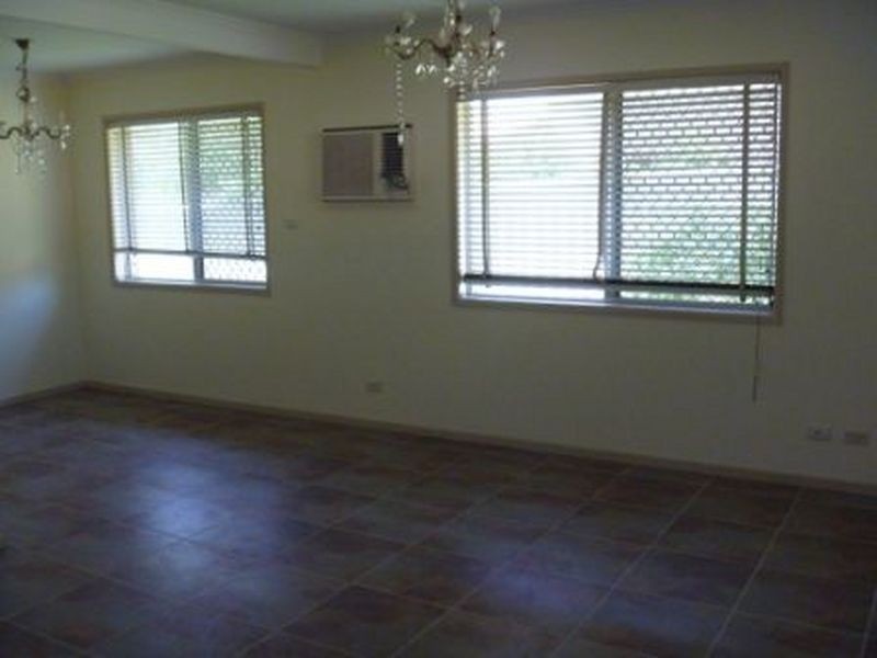 523 Mains Road, Sunnybank QLD 4109