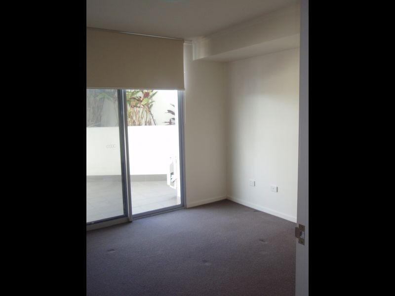 6/74 Dengate Lane, St Lucia QLD 4067