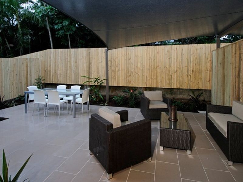 2/5 Redarc St, Fairfield QLD 4103