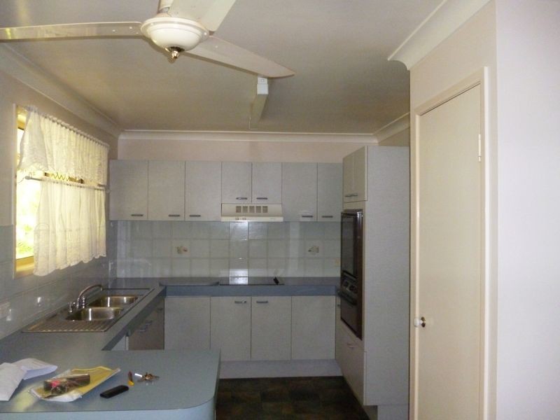 42 Lawn Terrace, Capalaba QLD 4157