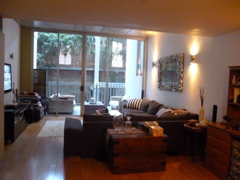 8 Skyring Terrace, Teneriffe QLD 4005