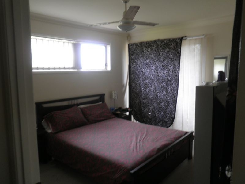 80 Oakleaf Street, Eight Mile Plains QLD 4113