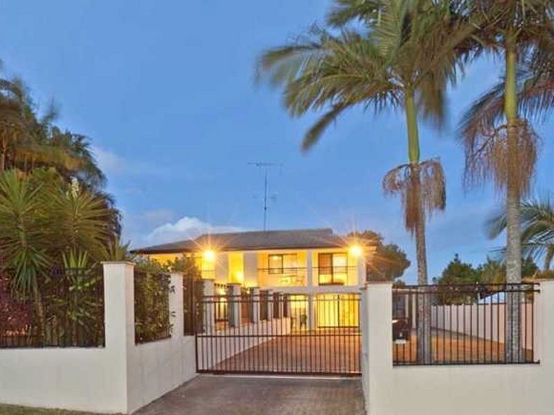 3 Canter Street, Mansfield QLD 4122