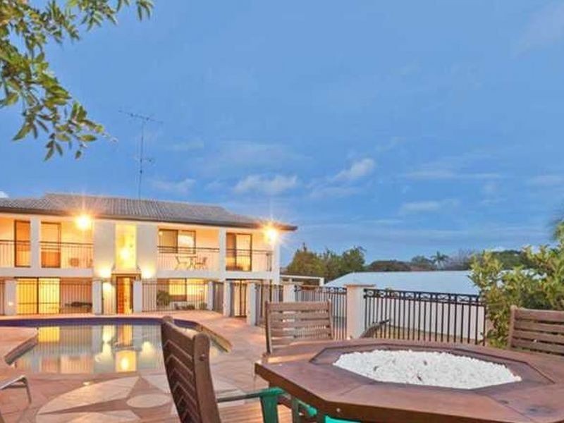 3 Canter Street, Mansfield QLD 4122