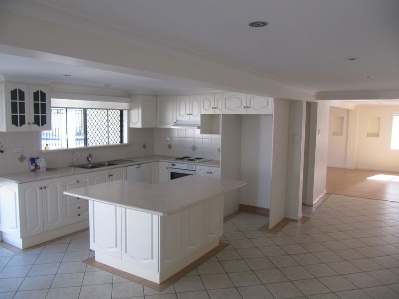 3 Canter Street, Mansfield QLD 4122