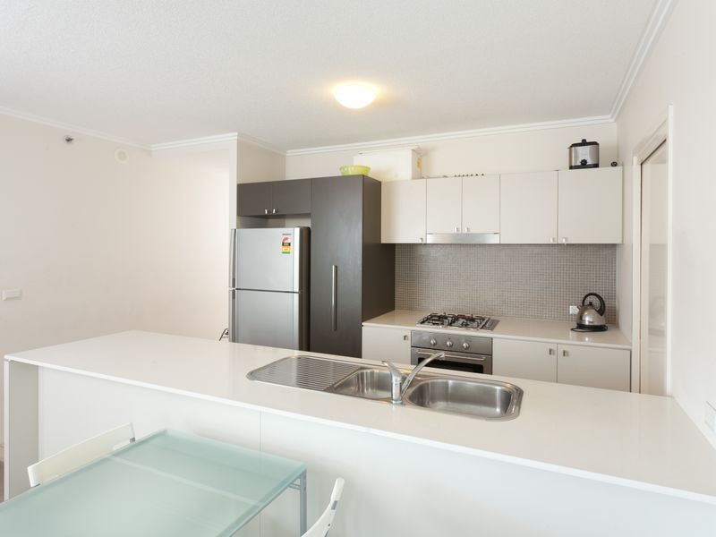 3017/3 Parkland Boulevard, Brisbane QLD 4000