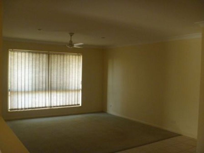 86 Oakleaf Street, Eight Mile Plains QLD 4113