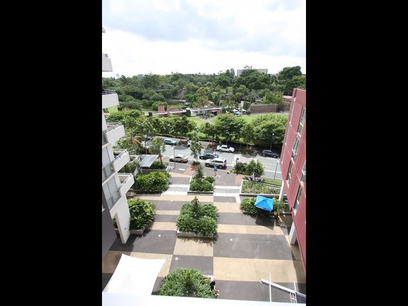 3075/3 Parkland Boulevard, Brisbane QLD 4000