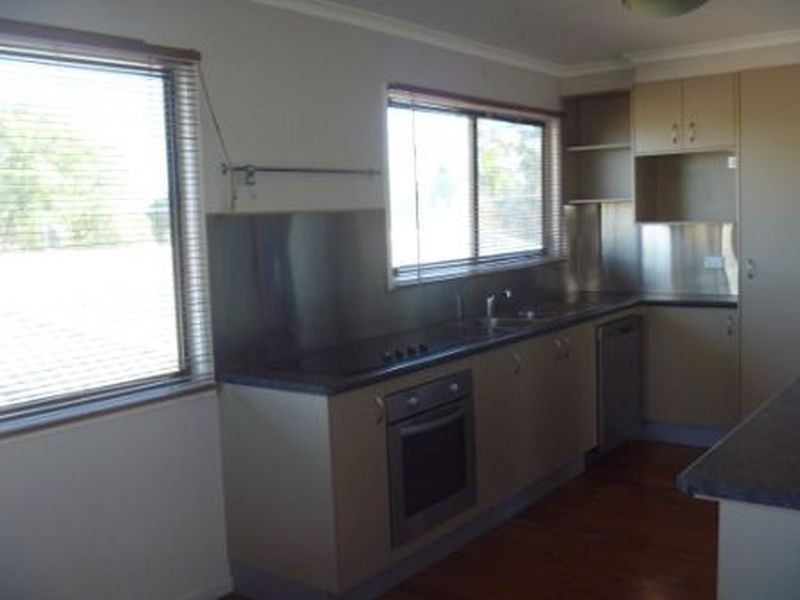 85 Dartmouth Street, Coopers Plains QLD 4108