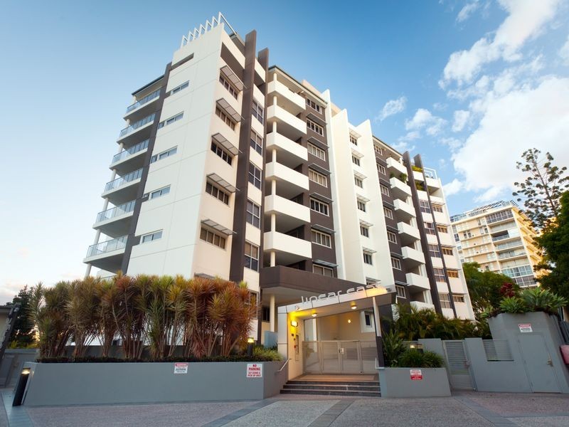 4/8 Dunmore Terrace, Auchenflower QLD 4066