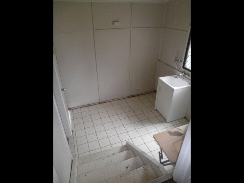 5 Clinton Street, Coopers Plains QLD 4108