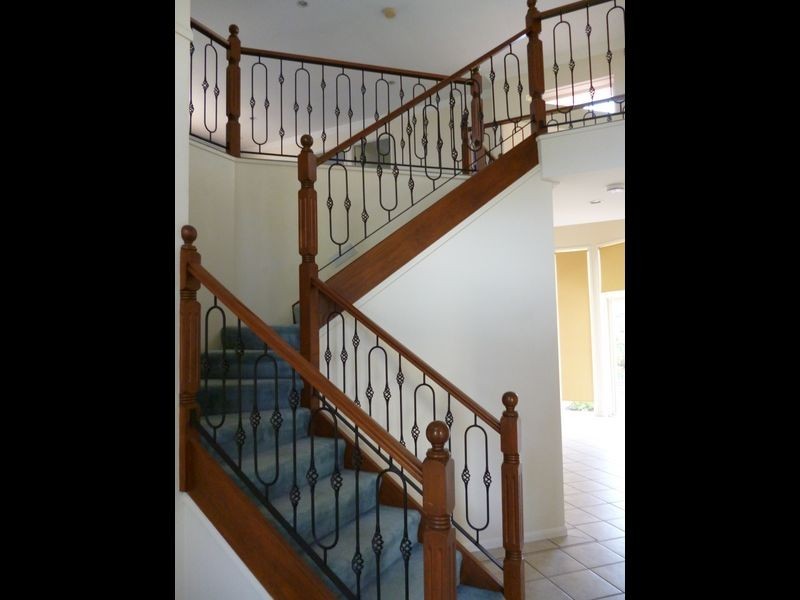 237 Cribb Road, Carindale QLD 4152