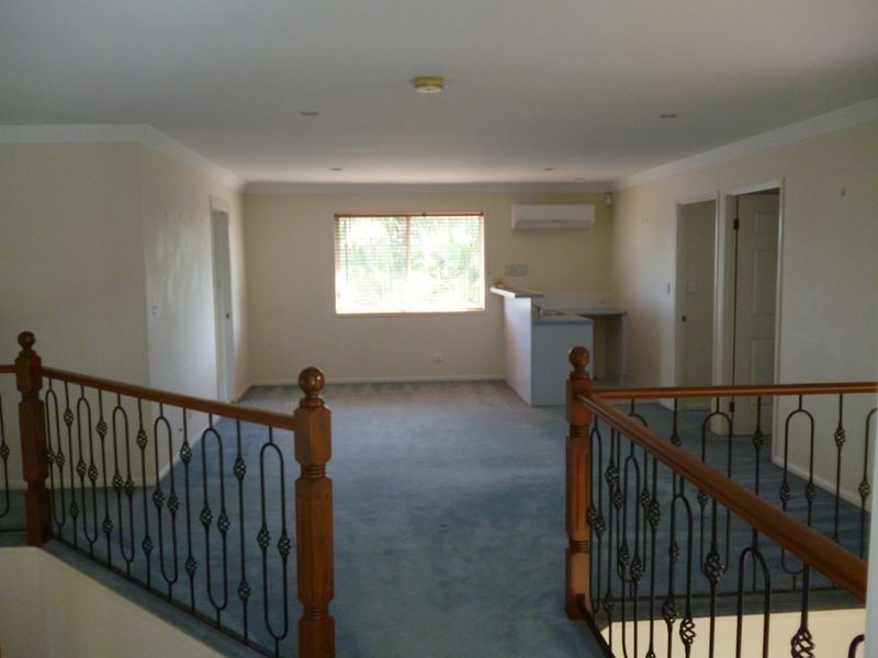 237 Cribb Road, Carindale QLD 4152