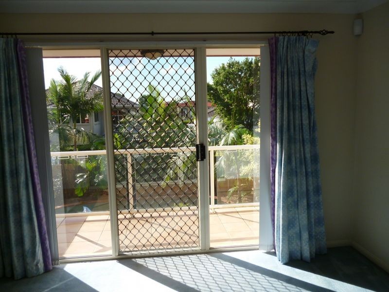 237 Cribb Road, Carindale QLD 4152