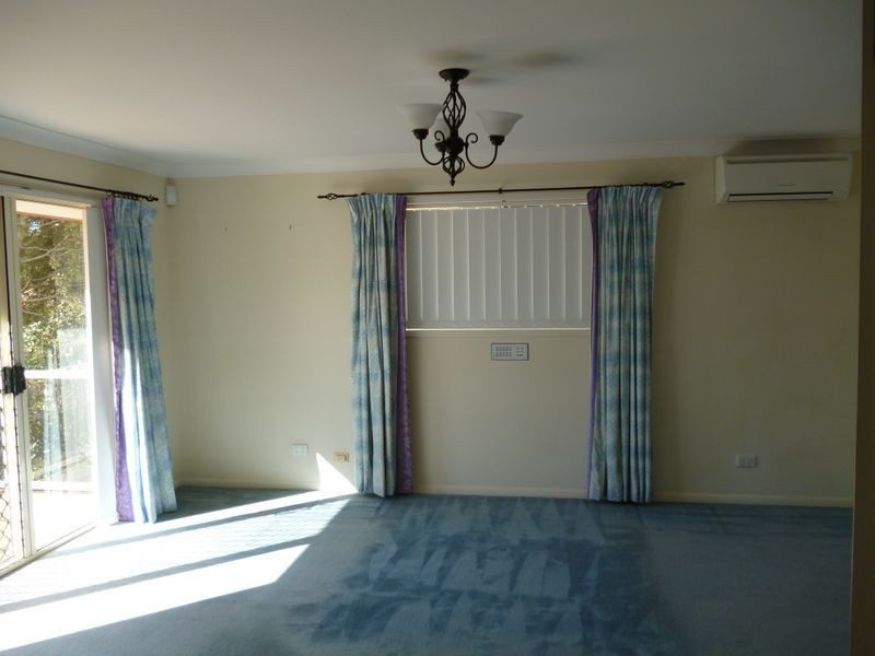 237 Cribb Road, Carindale QLD 4152