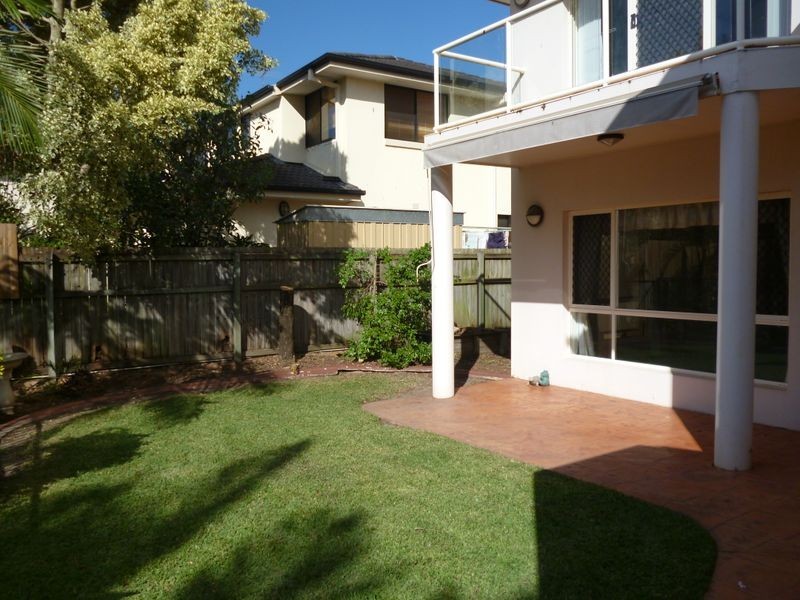 237 Cribb Road, Carindale QLD 4152