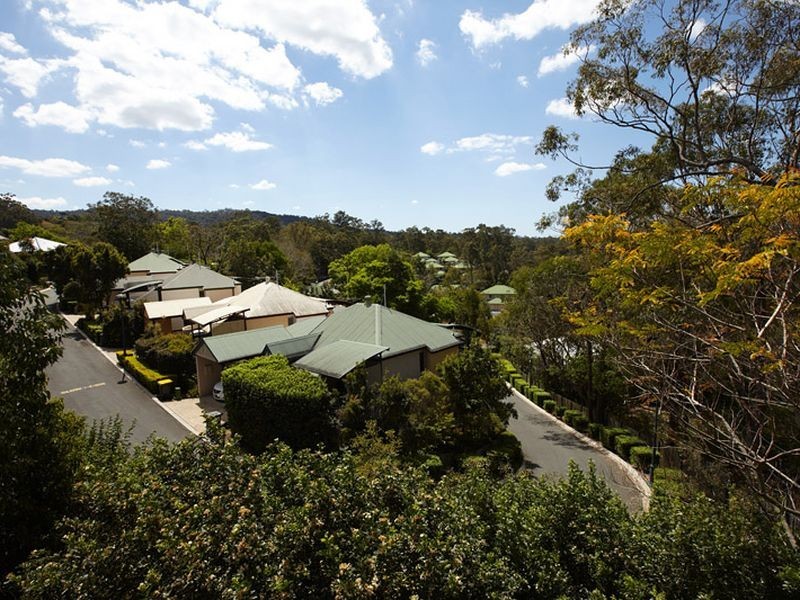 15/82 Russell Terrace, Indooroopilly QLD 4068