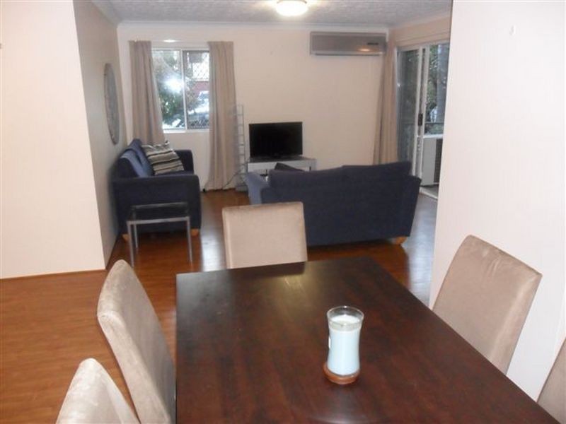 1/5 Norwood Street, Toowong QLD 4066