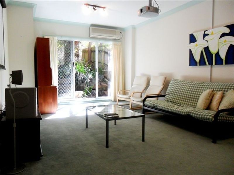 1/5 Norwood Street, Toowong QLD 4066