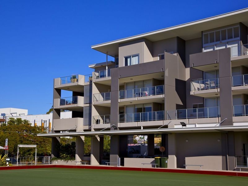 96/95 Clarence Road, Indooroopilly QLD 4068