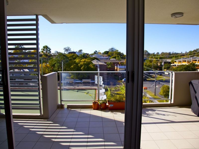 96/95 Clarence Road, Indooroopilly QLD 4068