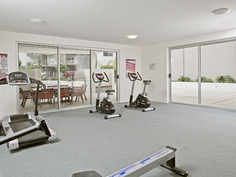 96/95 Clarence Road, Indooroopilly QLD 4068