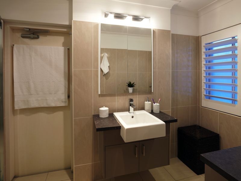 12/82 Macquarie Street, St Lucia QLD 4067