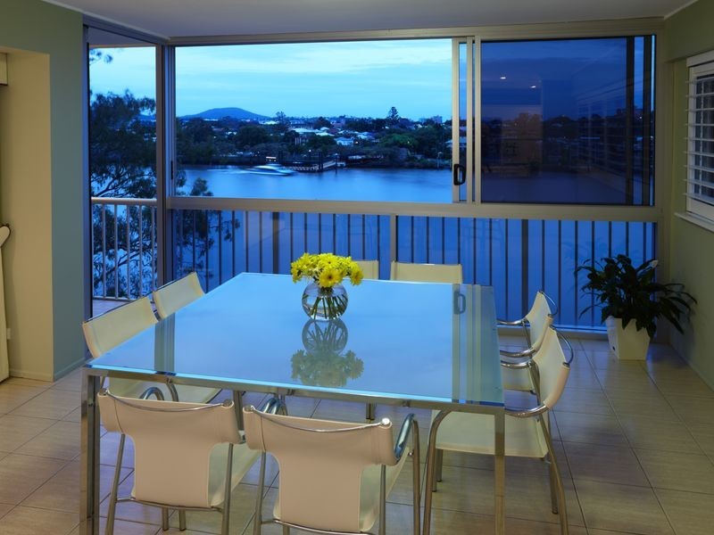 12/82 Macquarie Street, St Lucia QLD 4067