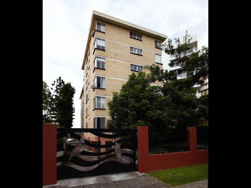 12/82 Macquarie Street, St Lucia QLD 4067