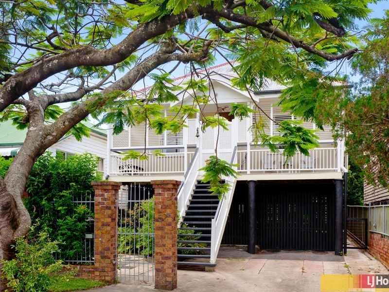 52 Grantson Street, Windsor QLD 4030