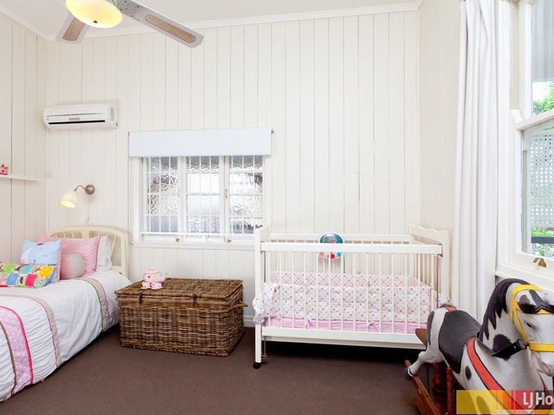 52 Grantson Street, Windsor QLD 4030