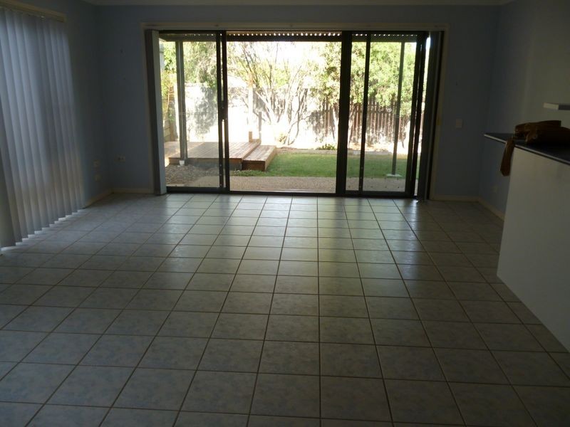 7 Wivenhoe Place, Runcorn QLD 4113
