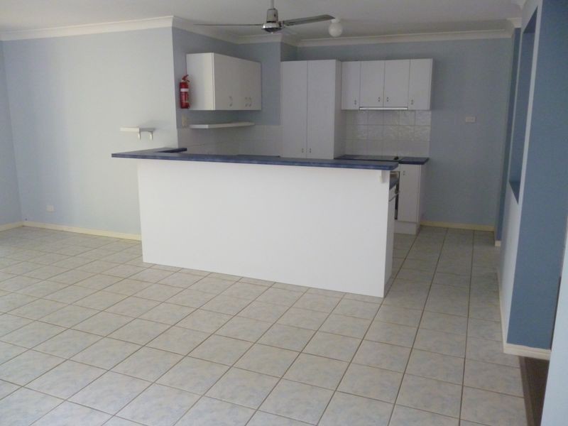 7 Wivenhoe Place, Runcorn QLD 4113