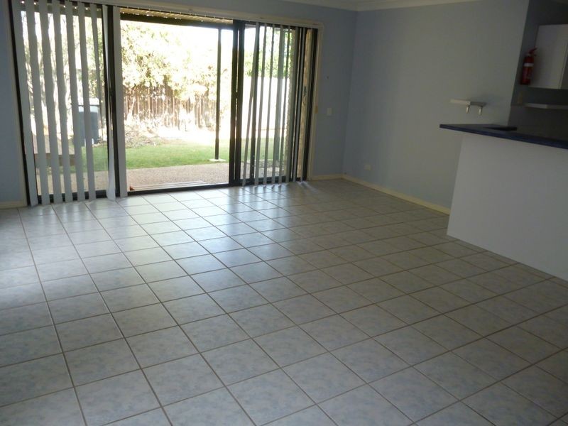 7 Wivenhoe Place, Runcorn QLD 4113