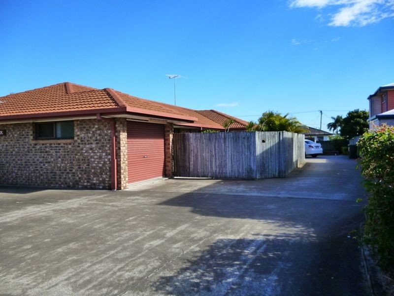 1-2 & 3/11 Emsworth Street, Wynnum QLD 4178