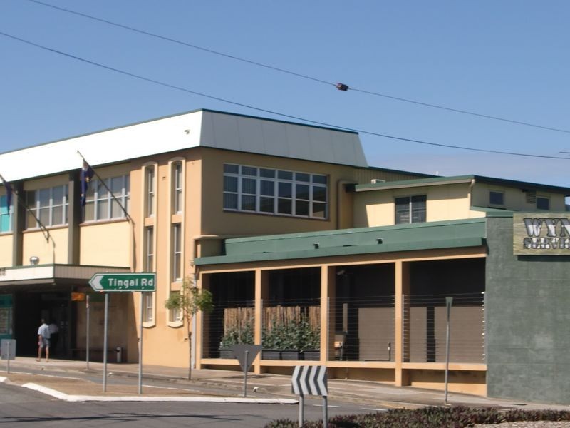 1-2 & 3/11 Emsworth Street, Wynnum QLD 4178