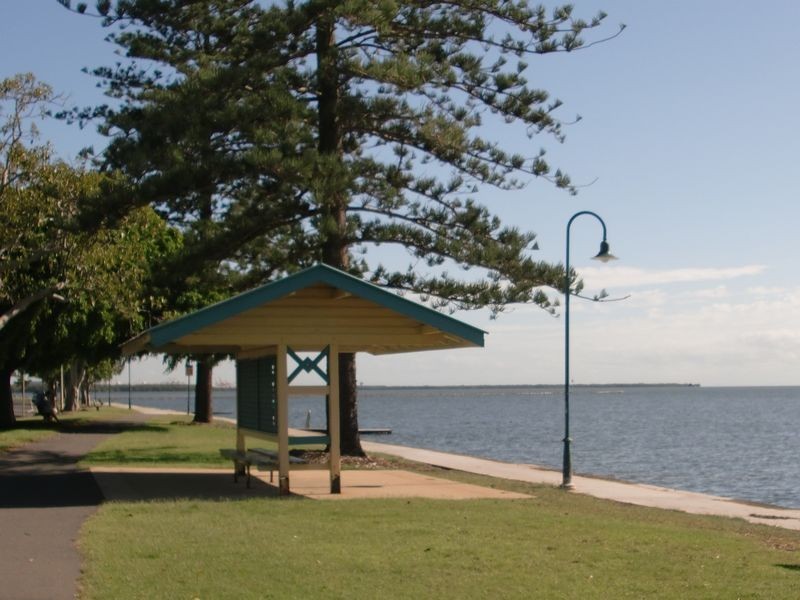 2 of 3/11 Emsworth Street, Wynnum QLD 4178