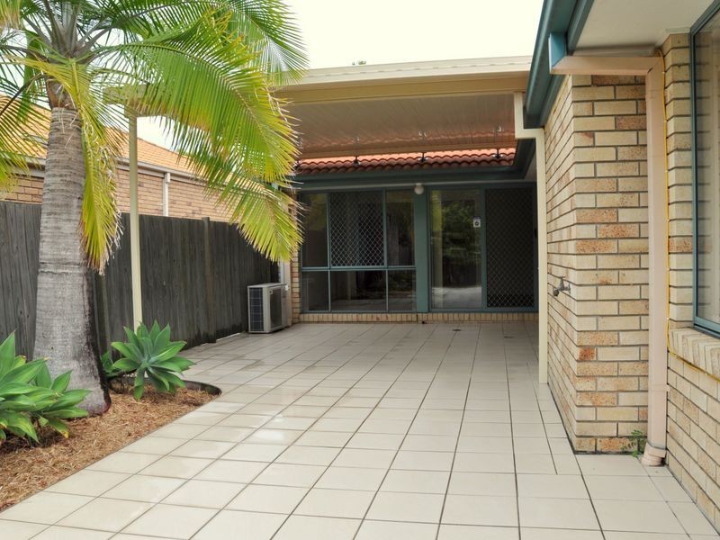 36 Paddington Crescent, Stretton QLD 4116