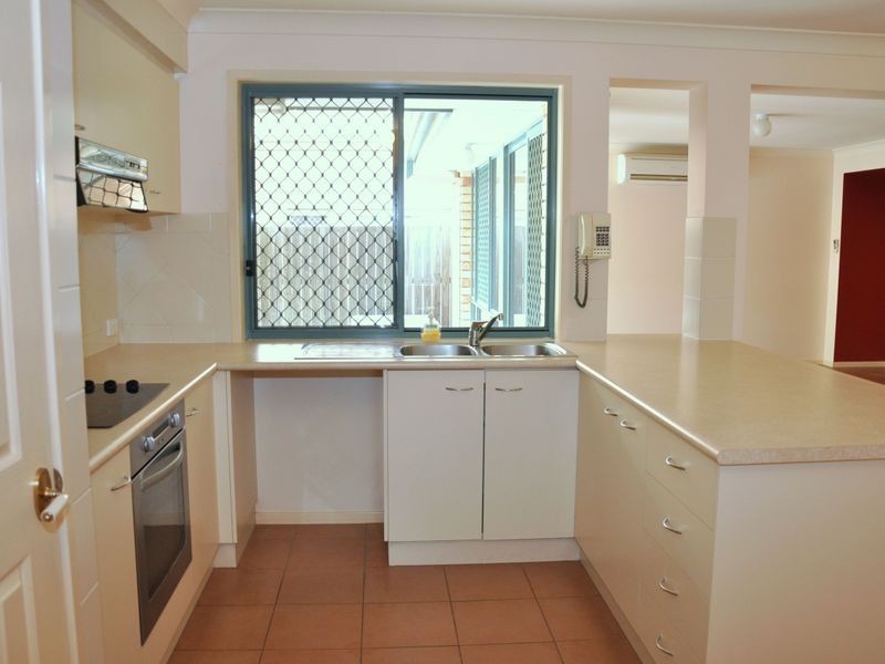 36 Paddington Crescent, Stretton QLD 4116